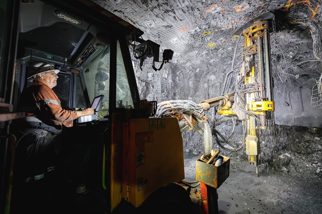 Evolution Mining Mungari Operations | Kundana Rd, Mount Burges WA 6430, Australia | Phone: (08) 9268 4000 Evolution Mining Mungari Operations | Kundana Rd, Mount Burges WA 6430, Australia | Phone: (08) 9268 4000