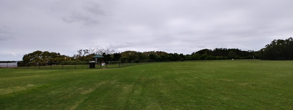 GJ Walter Park Dog off-leash Park | Shore St E, Cleveland QLD 4163, Australia