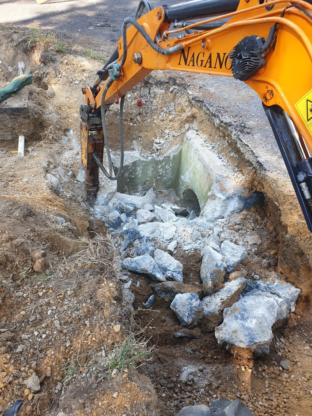 PK & PK Morris Excavation and Drainage | general contractor | 127 Blaxland Rd, Wentworth Falls NSW 2782, Australia | 0414672198 OR +61 414 672 198