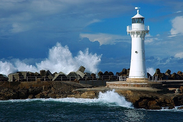 Wollongong Breakwater Lighthouse | tourist attraction | Wollongong NSW 2500, Australia | 0242277111 OR +61 2 4227 7111