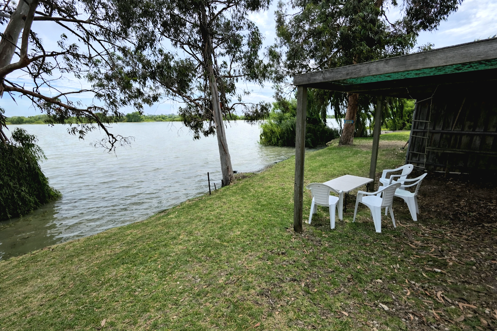 Riverbed Rise | 20-22 Princes Hwy, Tailem Bend SA 5260, Australia | Phone: 0415 835 360