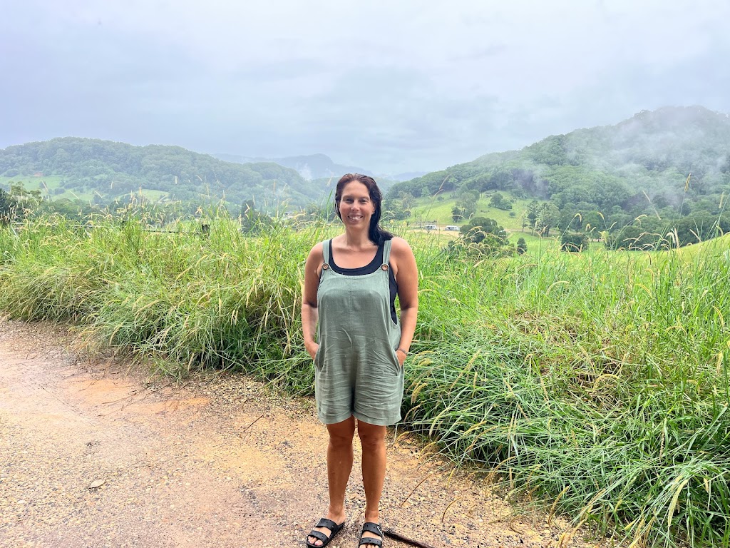 Treehouse in The Pocket | 333 Skyline Rd, Middle Pocket NSW 2483, Australia | Phone: 0415 949 636