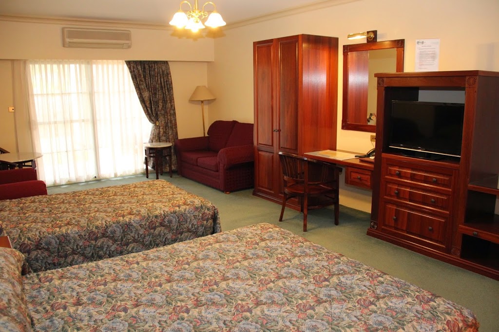 The Lawson Riverside Suites | lodging | 117-121 Tarcutta St, Wagga Wagga NSW 2650, Australia | 0269212200 OR +61 2 6921 2200