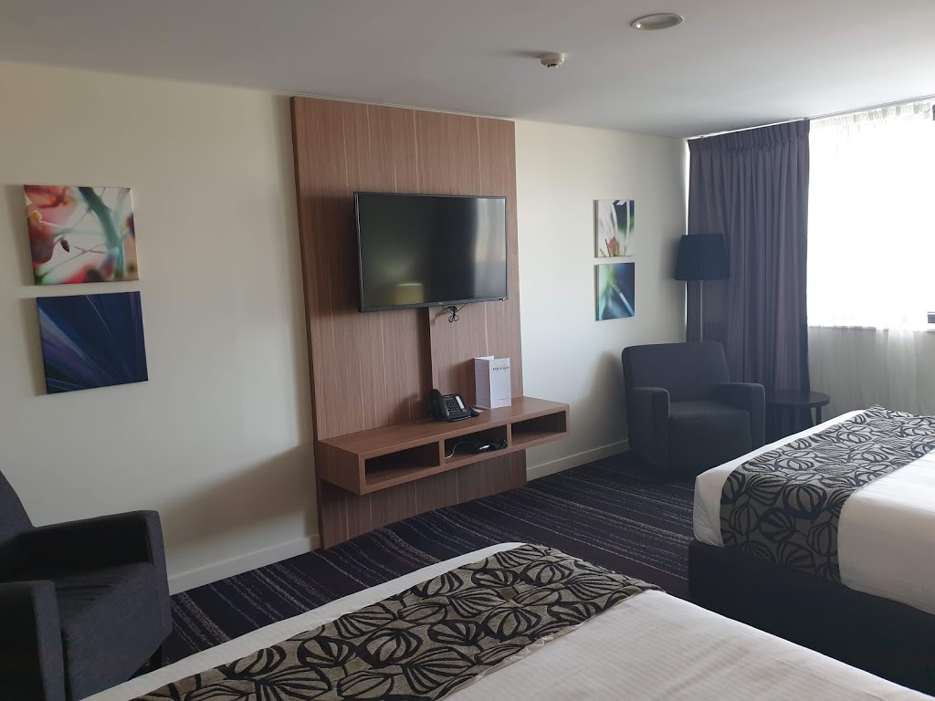 Mercure Gladstone | Cnr Bell and O Connell Street, Barney Point QLD 4680, Australia | Phone: (07) 4979 8200