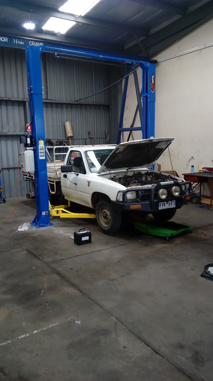 Thomson Valley Service Centre | car repair | 12 MacFarlane St, Heyfield VIC 3858, Australia | 0351482304 OR +61 3 5148 2304