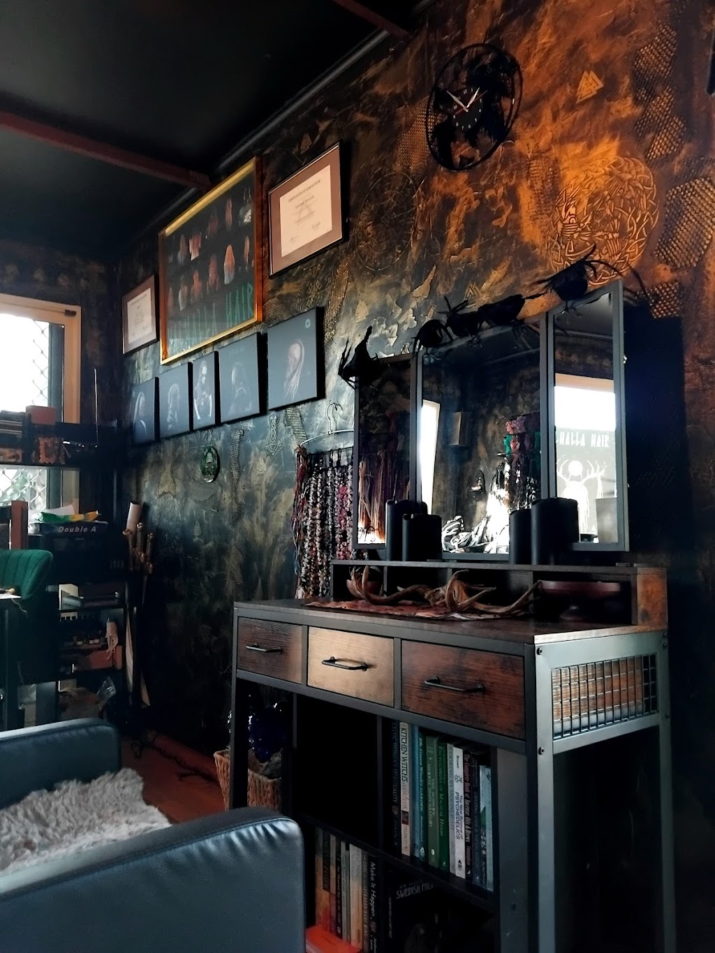 VALHALLA HAIR - Dreadlocks Central Coast | 16a Pinaroo Rd, Gwandalan NSW 2259, Australia | Phone: 0451 623 319