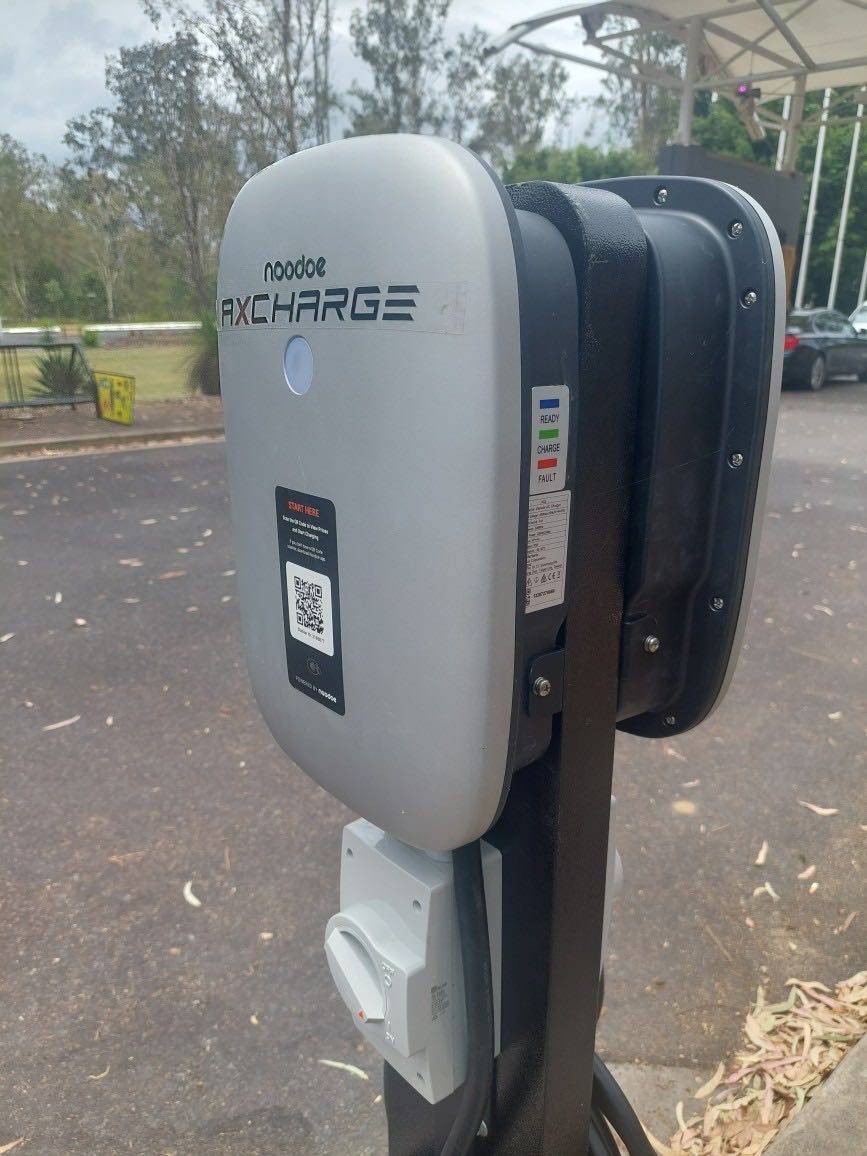 AXCharge Charging Station | 1 Routley Dr, Kooralbyn QLD 4285, Australia | Phone: 1800 866 999