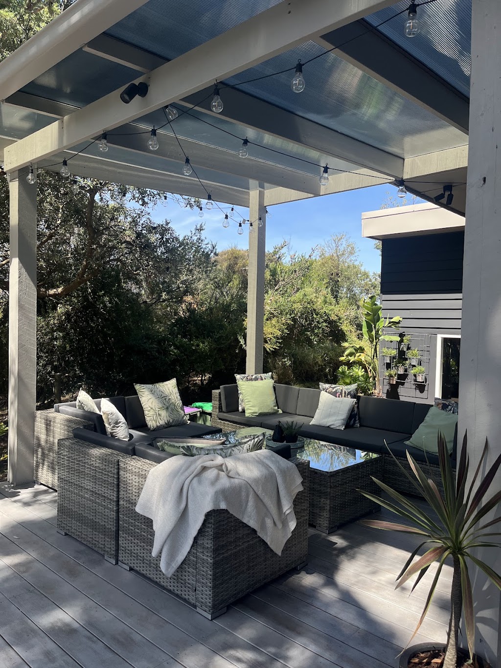 Pandora Beach House | 35 Pandora Ave, Venus Bay VIC 3956, Australia | Phone: 0409 190 540