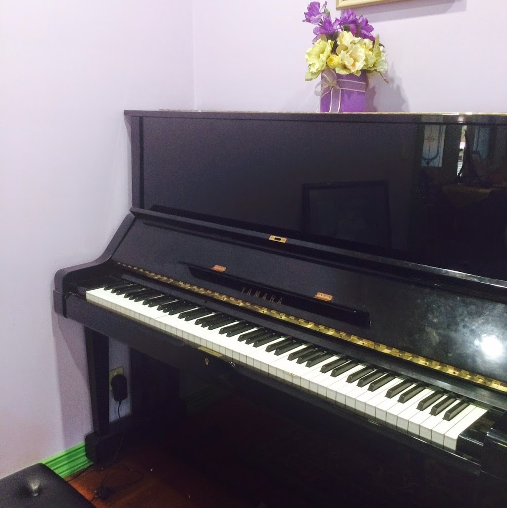 Piano Lessons in the hills | school | 30A Francis St, Castle Hill NSW 2154, Australia | 0468404479 OR +61 468 404 479