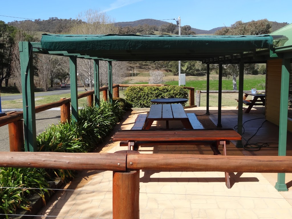 Wee Jasper Cellar Door | 6490 Wee Jasper Rd, Wee Jasper NSW 2582, Australia | Phone: (02) 6227 9640