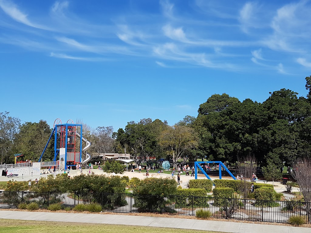 The Lake Macquarie Variety Playground | 19 Park Rd, Speers Point NSW 2284, Australia | Phone: (02) 4921 0333