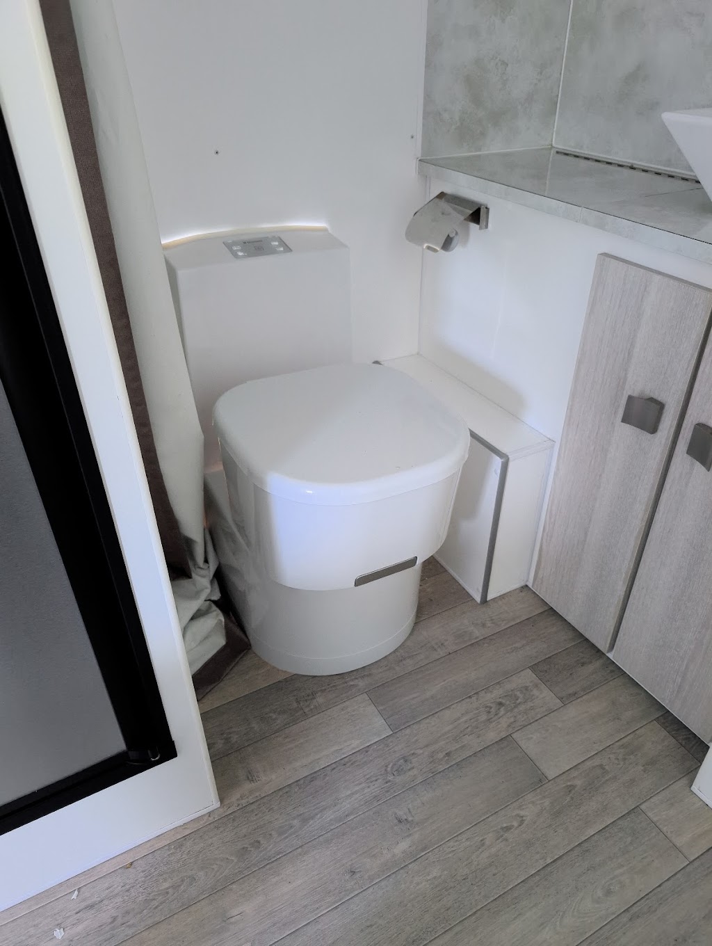 Off-Grid Touring - Caravan Repairs - Mobile Fitment Site | 68 Warradale Rd, Warragamba NSW 2752, Australia | Phone: 0492 900 814