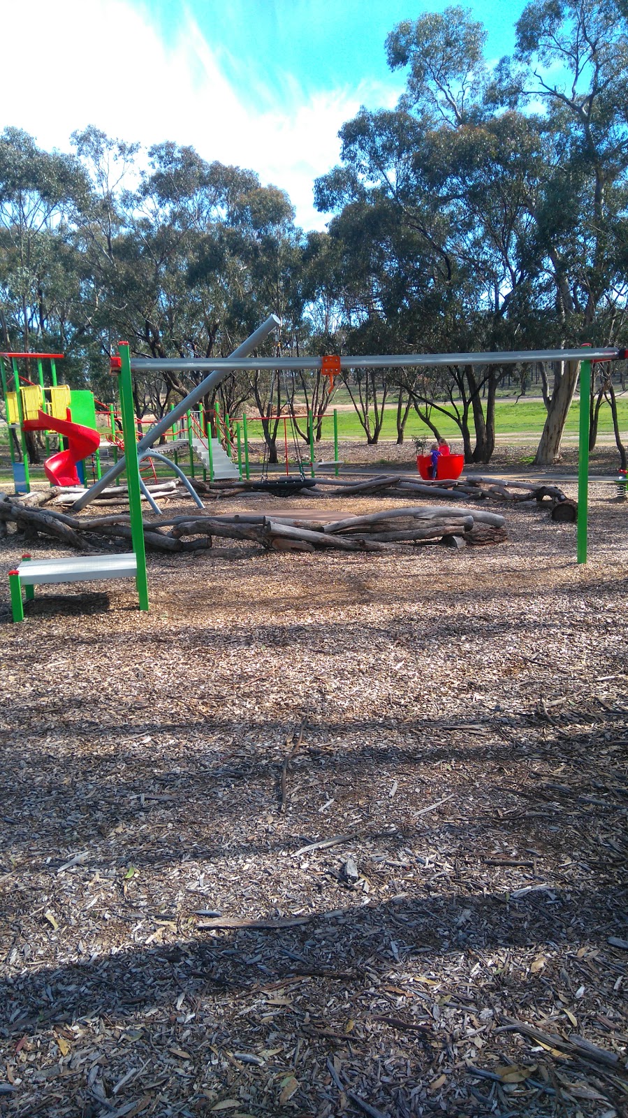 Living Quarters Playgrounds Bendigo |  | 7 Adam St, Bendigo VIC 3550, Australia | 0354430022 OR +61 3 5443 0022