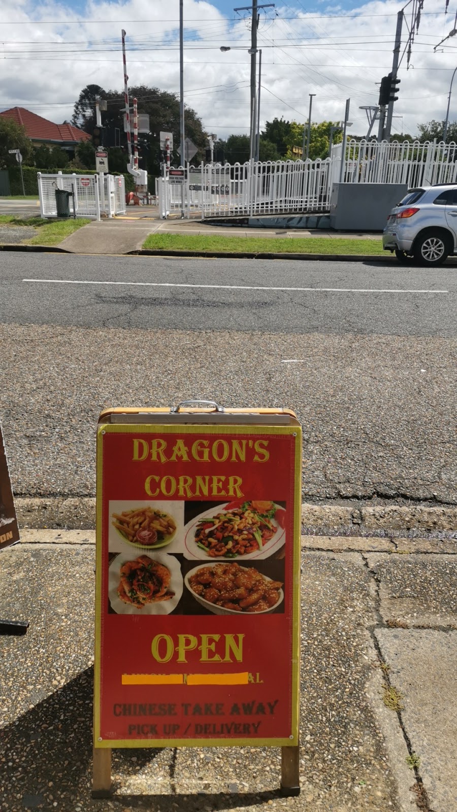 Dragons Corner | restaurant | 3 Albury St, Deagon QLD 4017, Australia | 0721048349 OR +61 7 2104 8349