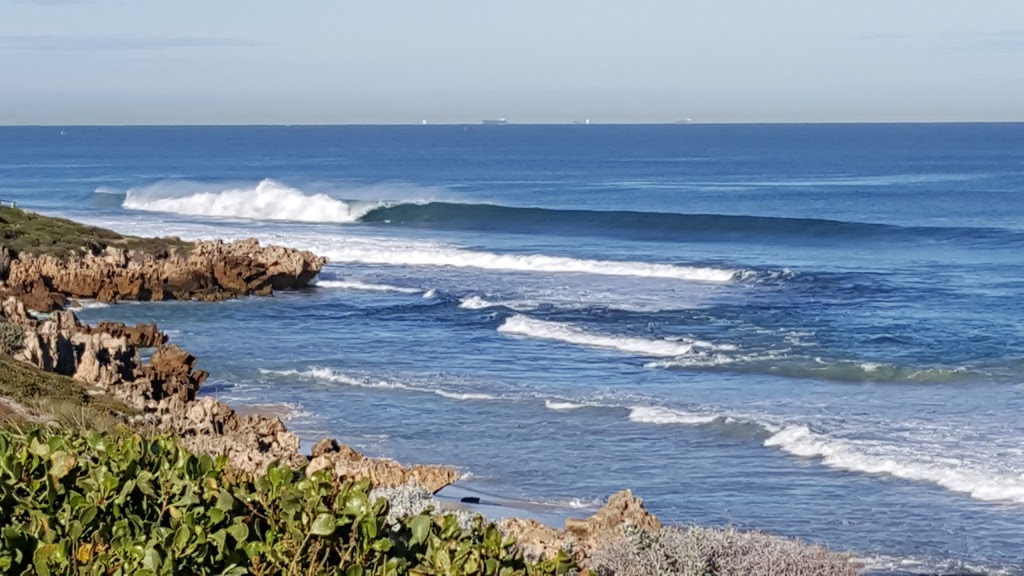 Hollow Surf Shop North Beach | store | North Beach Shopping Centre, 5/1 N Beach Rd, North Beach WA 6020, Australia | 0892434648 OR +61 8 9243 4648