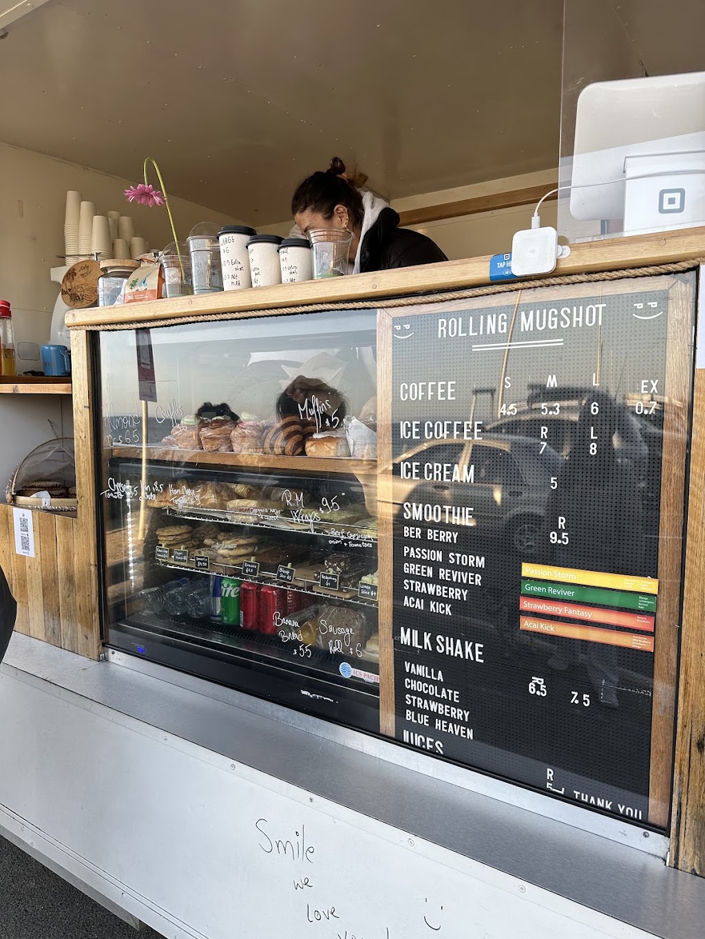 Rolling Mugshot | Beach Foreshore, 121 Beach Rd, Parkdale VIC 3195, Australia | Phone: 0427 704 042