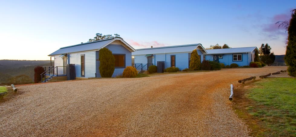 Bindo Creek Cabins | real estate agency | 1543 Duckmaloi Rd, Hampton NSW 2790, Australia | 0263593240 OR +61 2 6359 3240