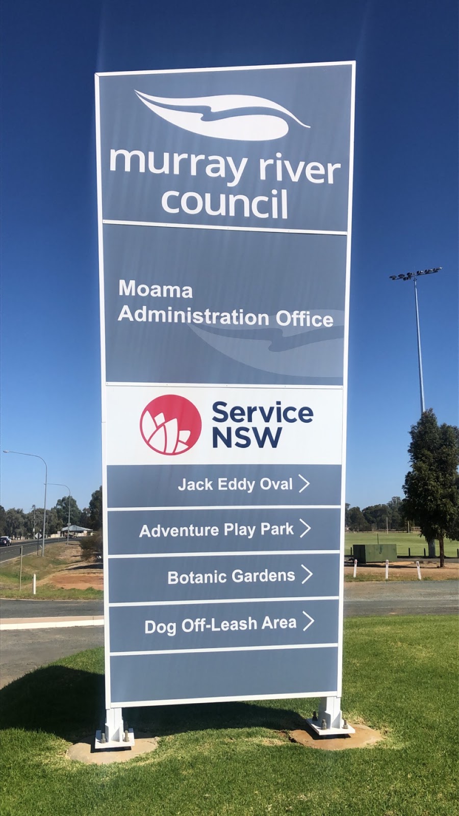 Service NSW Agency | local government office | Murray River Council, 52 Perricoota Rd, Moama NSW 2731, Australia | 137788 OR +61 137788
