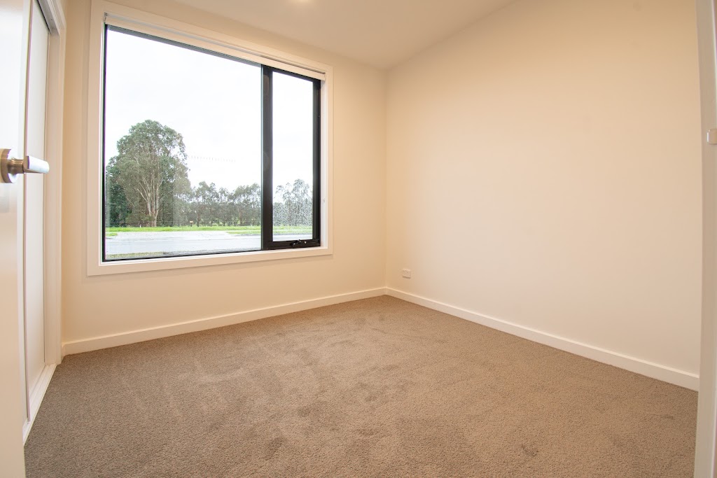 Views at Norman – Madison Builders Group | 96 Norman Rd, Drouin VIC 3818, Australia | Phone: 0415 968 198