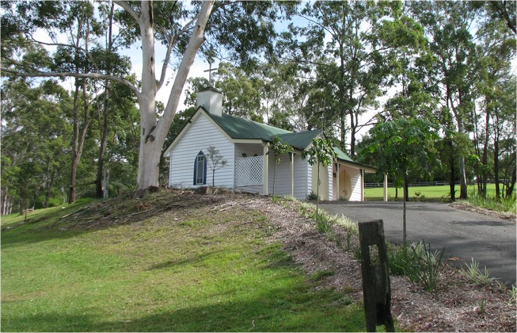 The Gumtree Chapel |  | 78 Billabirra Cres, Nerang QLD 4211, Australia | 0405484480 OR +61 405 484 480