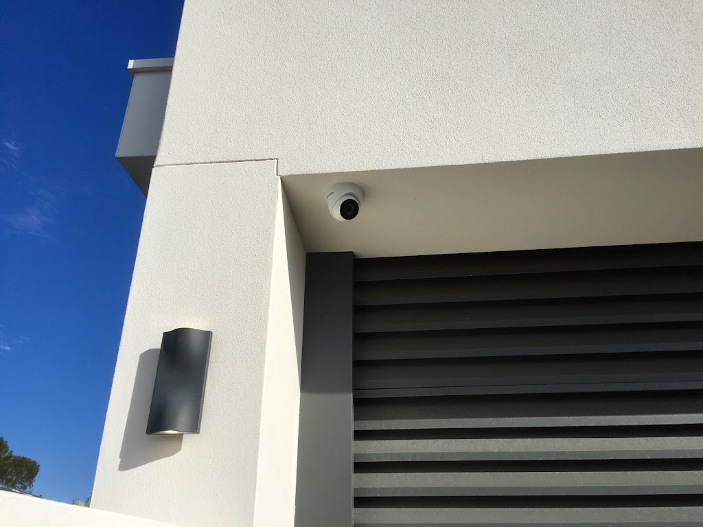 Eyeonline Security Cameras | 5 Greencastle Parade, Maudsland QLD 4210, Australia | Phone: 0434 881 442