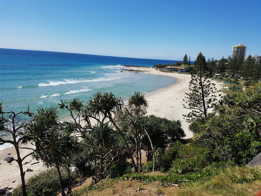 Rainbow Bay Surf Club Bar | 2 Snapper Rocks Rd, Coolangatta QLD 4225, Australia | Phone: (07) 5536 6390