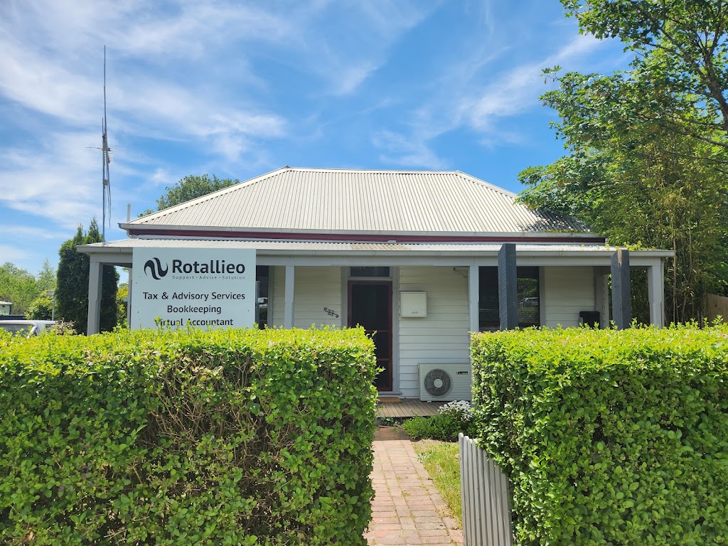 Rotallieo Accountants | 27 Urquhart St, Woodend VIC 3442, Australia | Phone: 1300 136 733