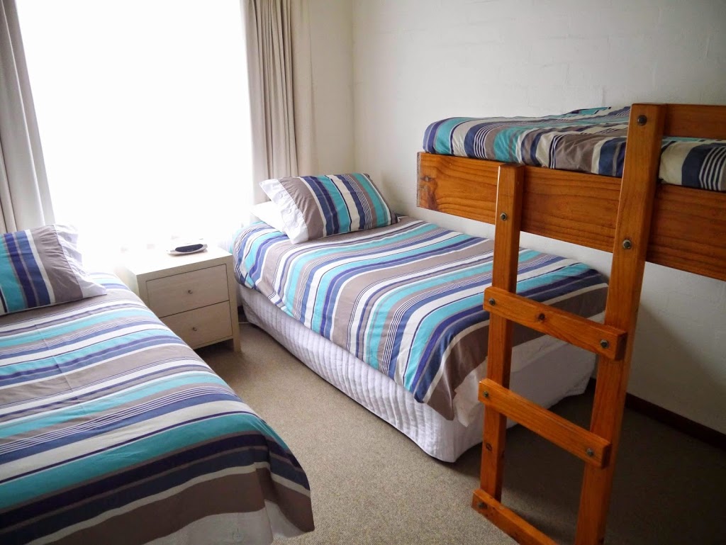 Eastern Beach Holiday Units Port Fairy | 121 Griffiths St, Port Fairy VIC 3284, Australia | Phone: (03) 5568 1117