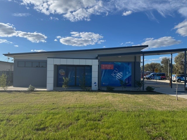 James Cook University Centre for Rural and Remote Health | 1 Pilot Farm Rd, Emerald QLD 4720, Australia | Phone: (07) 4781 3300