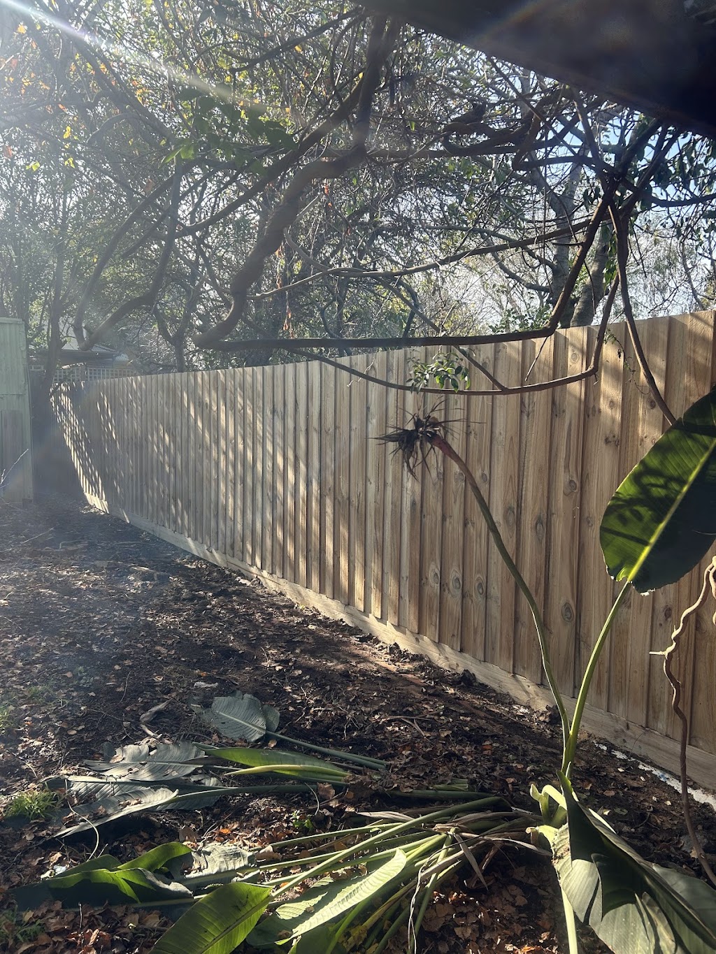 Timberline Fencing & Landscapes | 22 Donday Ct, Pakenham VIC 3810, Australia | Phone: 0422 460 350