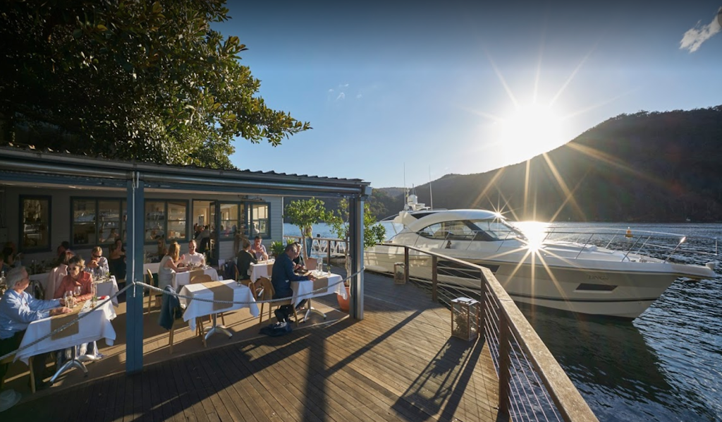 Cottage Point Inn | 2 Anderson Pl, Cottage Point NSW 2084, Australia | Phone: (02) 9456 1011