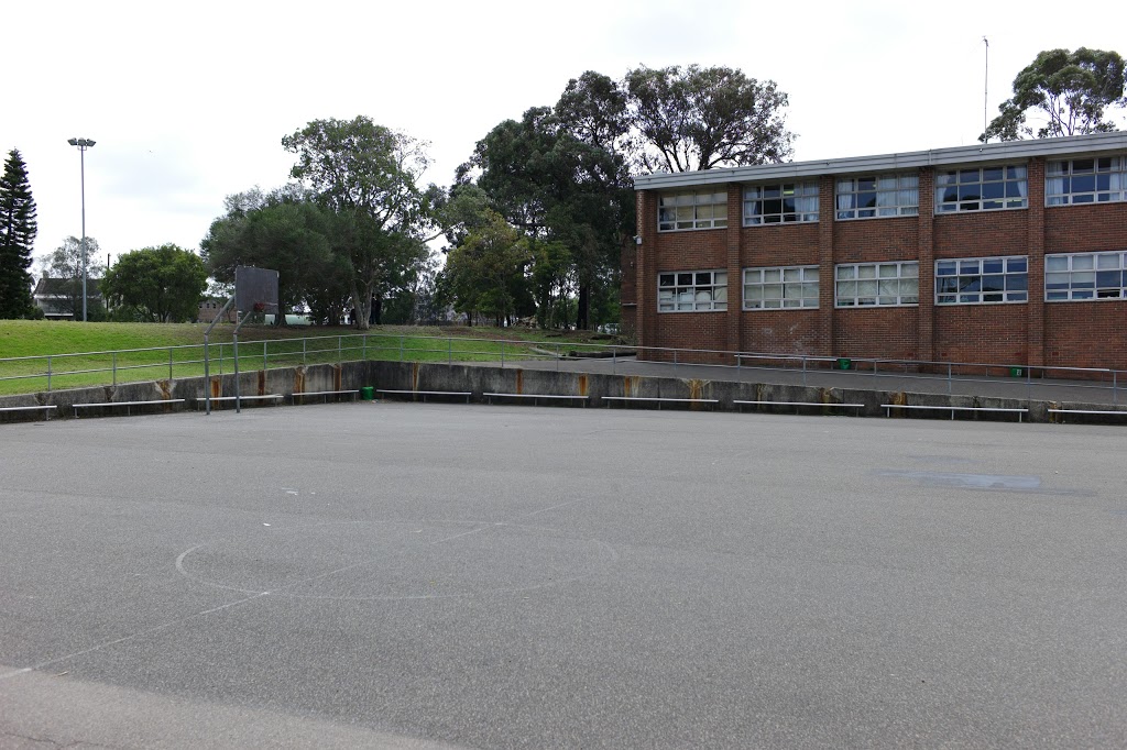 Sydney Technical High School | school | 686 Forest Rd, Bexley NSW 2207, Australia | 0295875899 OR +61 2 9587 5899