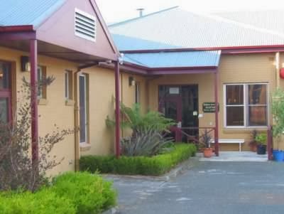 Willow Court Motel | 15 George St, New Norfolk TAS 7140, Australia | Phone: (03) 6262 0056