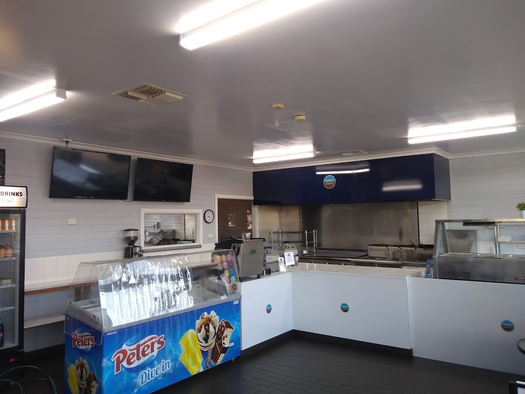 Ardrossan Seafood & Schnitzels | meal takeaway | 24 North Terrace, Ardrossan SA 5571, Australia | 0466238638 OR +61 466 238 638