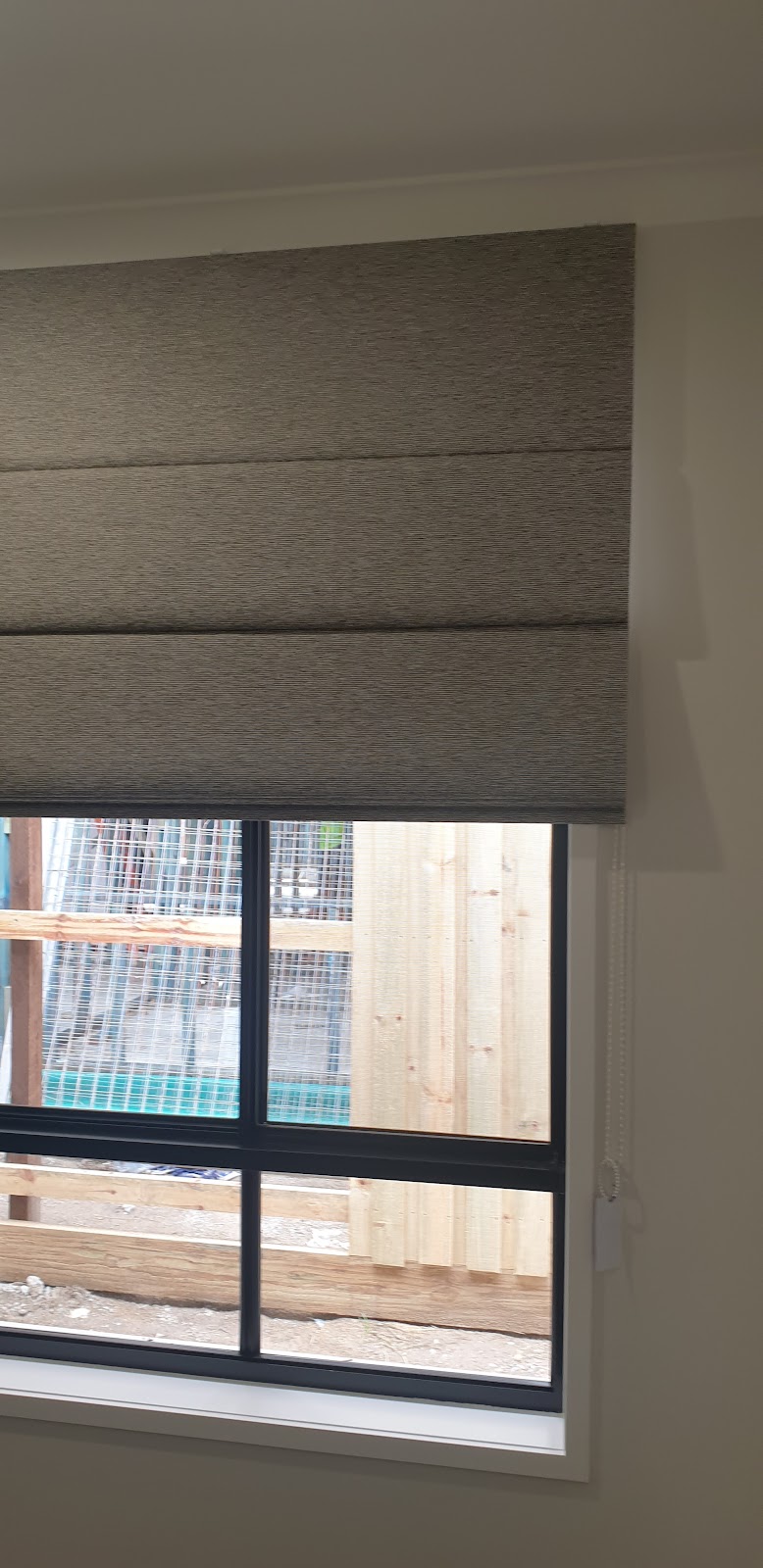 Curtains4u | 4 Preston Cl, Albany Creek QLD 4035, Australia | Phone: 0434 721 717