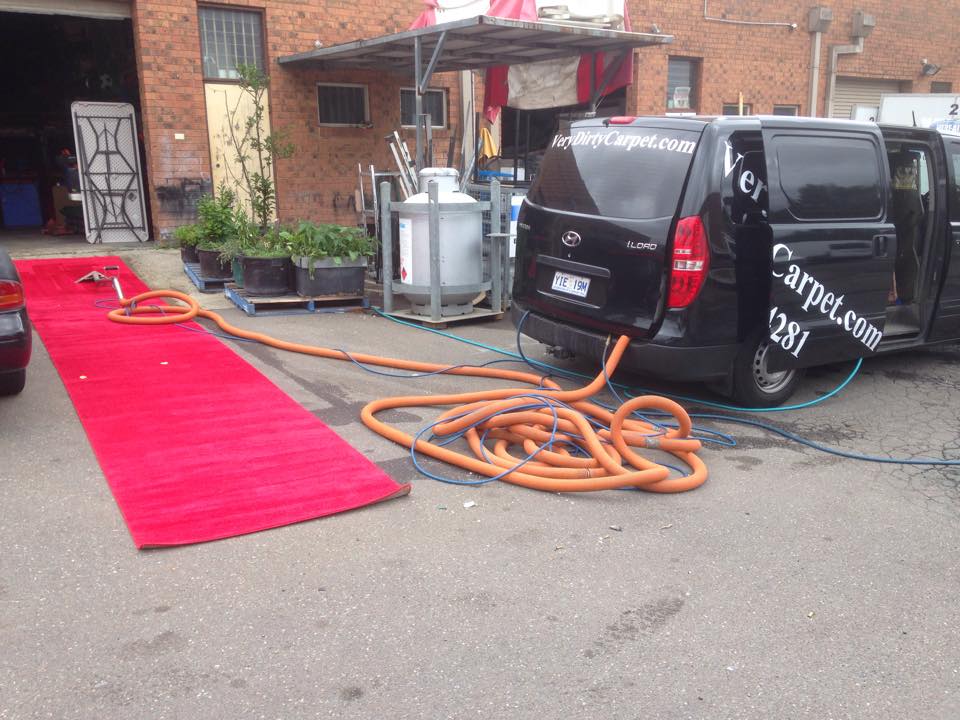 VERYDIRTYCARPET | 35 Simonetti St, Dunlop ACT 2615, Australia | Phone: (02) 6258 4281