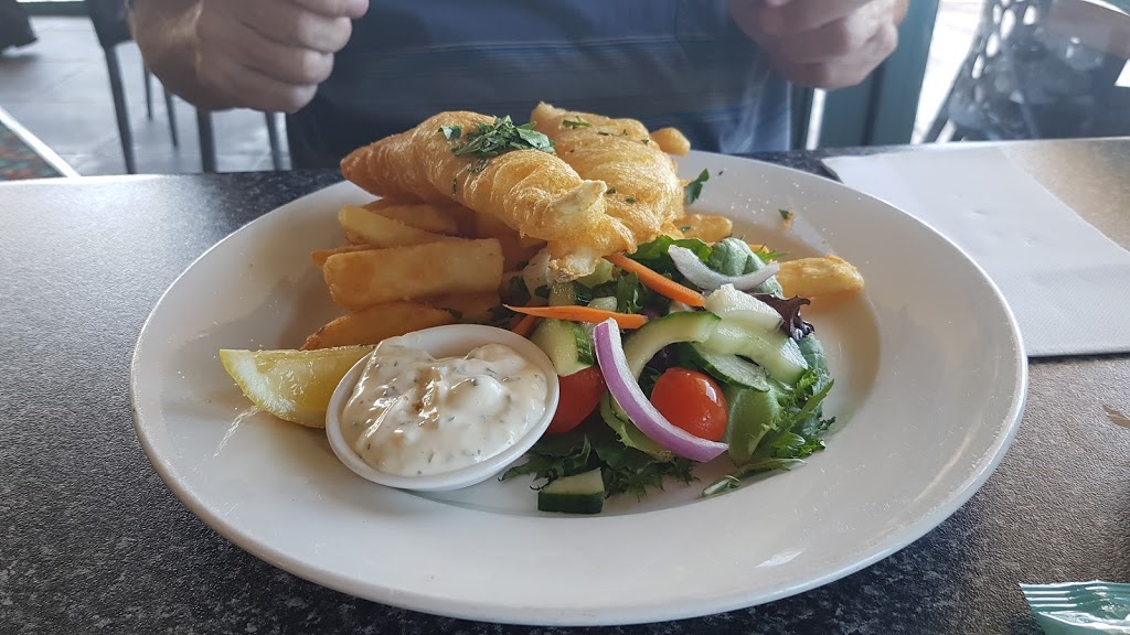 Cape Tavern | Surf Beach Rd & Market Pl, Cape Paterson VIC 3995, Australia | Phone: (03) 5674 8122