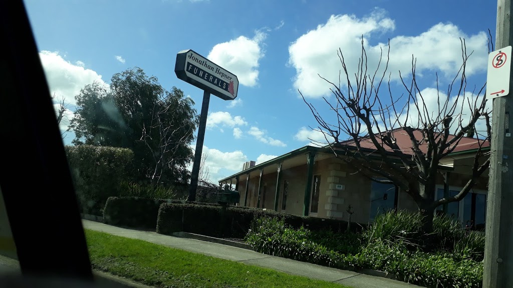 Jonathan Hepner Funerals | funeral home | 199 Ormond Rd, East Geelong VIC 3219, Australia | 0352233100 OR +61 3 5223 3100