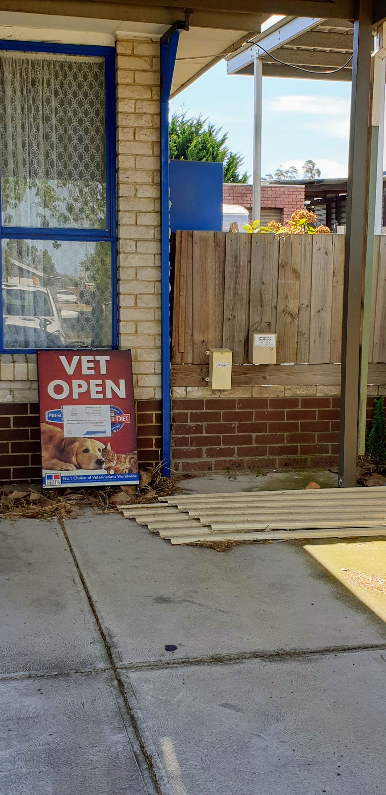 The Vet Centre | veterinary care | 10 Princes Hwy, Pakenham VIC 3810, Australia | 0359414140 OR +61 3 5941 4140