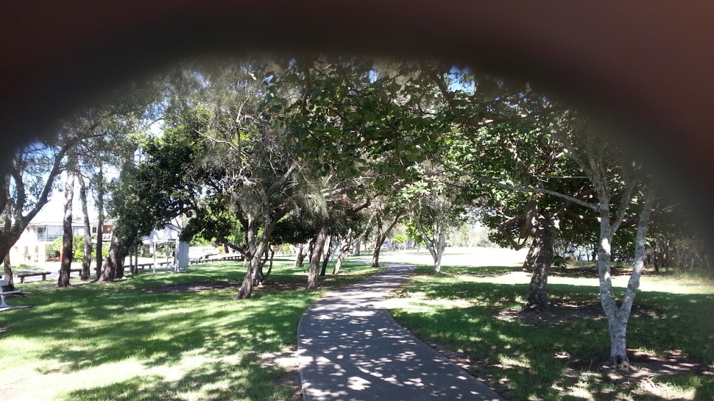 Daisy Elms Park | park | Tallara St, Paradise Point QLD 4216, Australia