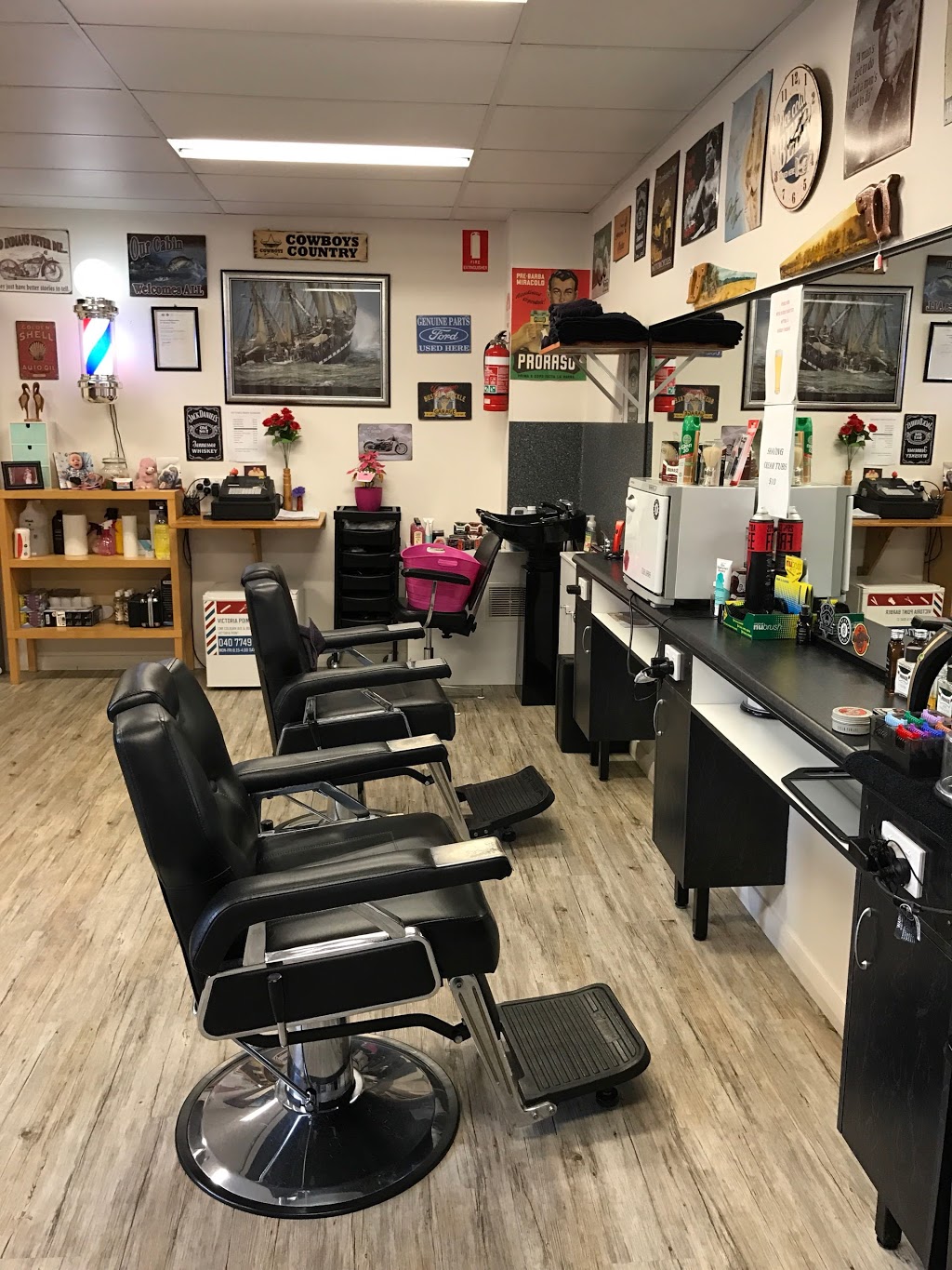 Victoria Point Barber | hair care | shop 10/127-131 Colburn Ave, Victoria Point QLD 4165, Australia | 0407749508 OR +61 407 749 508