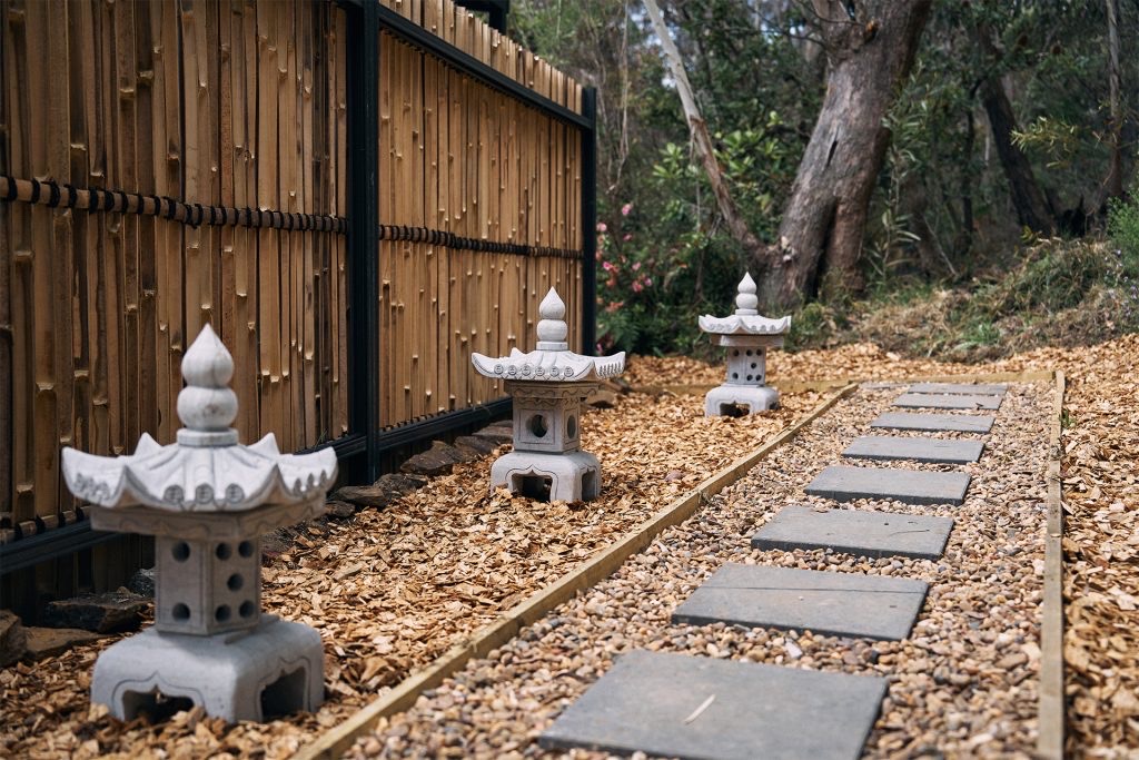 Japanese hot spring house | 46 Explorers Rd, Katoomba NSW 2780, Australia | Phone: 0401 817 742