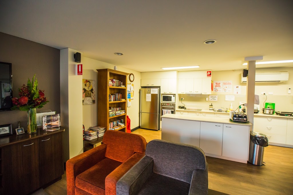 Flinders Lodge | lodging | 27 Dequetteville Terrace, Adelaide SA 5067, Australia | 0883328222 OR +61 8 8332 8222