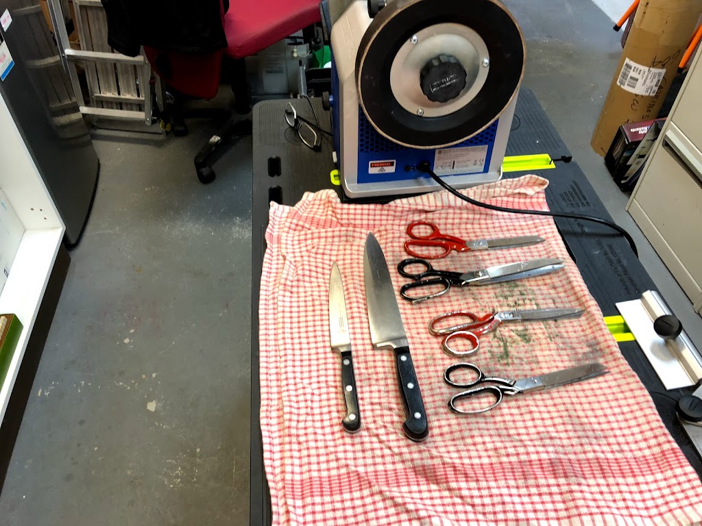 keeping it sharp | 54 Hutton Rd, The Entrance North NSW 2261, Australia | Phone: 0408 779 813