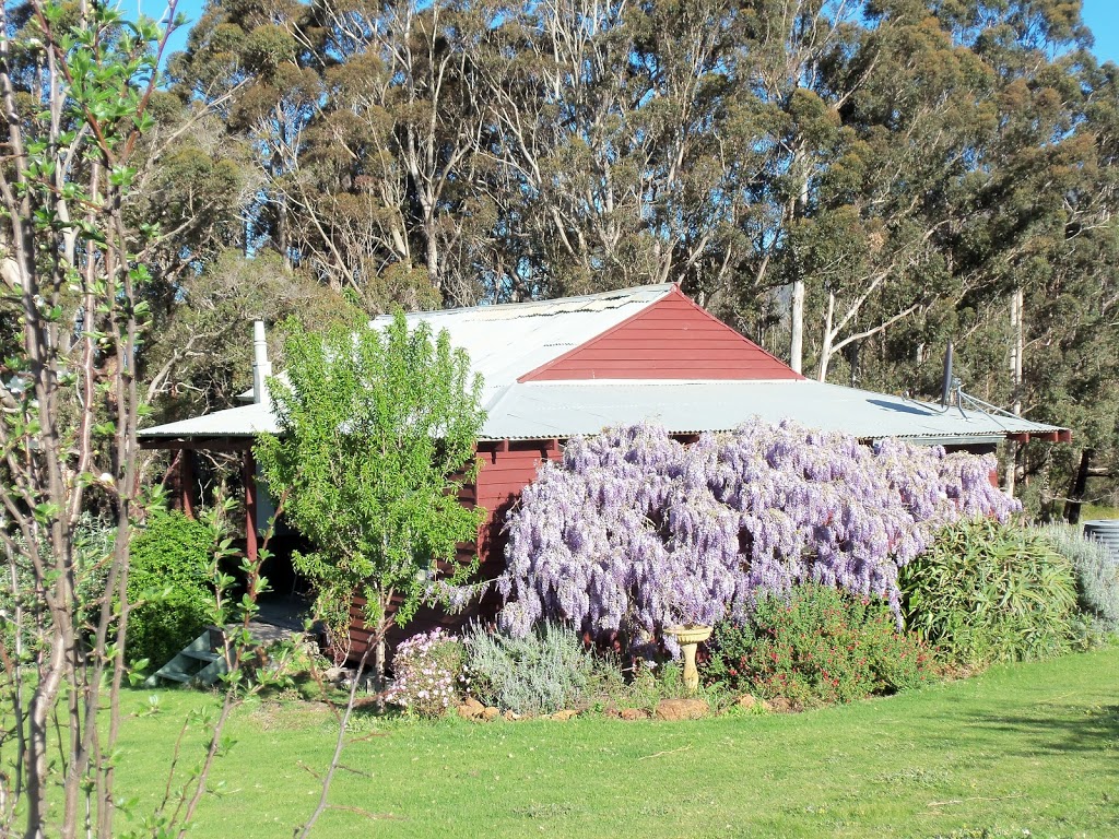 Thorns Mountain Retreats and Millinup Estate Wines | 2226 Porongurup Rd, Porongurup WA 6324, Australia | Phone: (08) 9853 1105