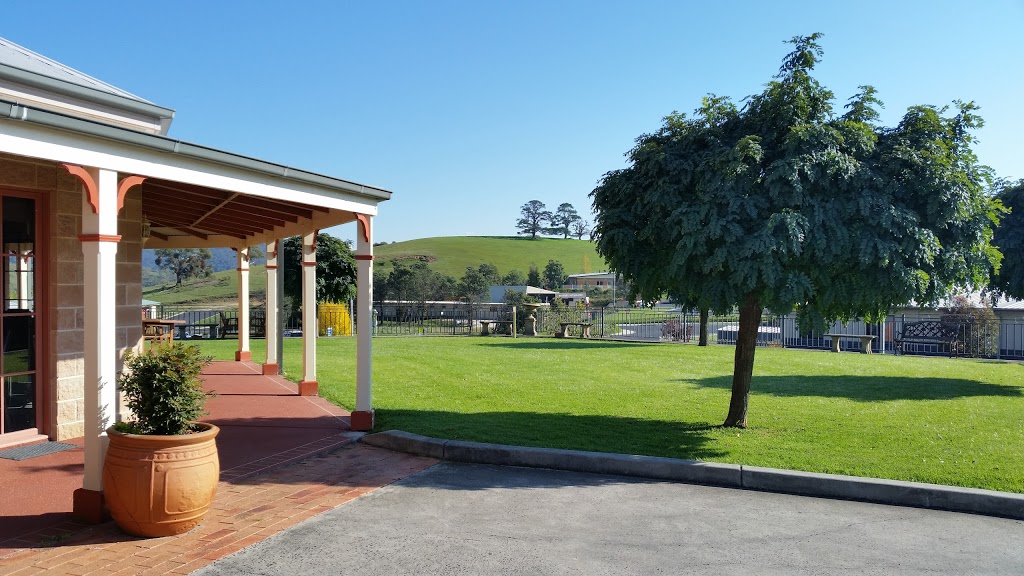 Bowen Inn Motel | lodging | 5 Col Drewe Dr, Lithgow NSW 2790, Australia | 0263525111 OR +61 2 6352 5111