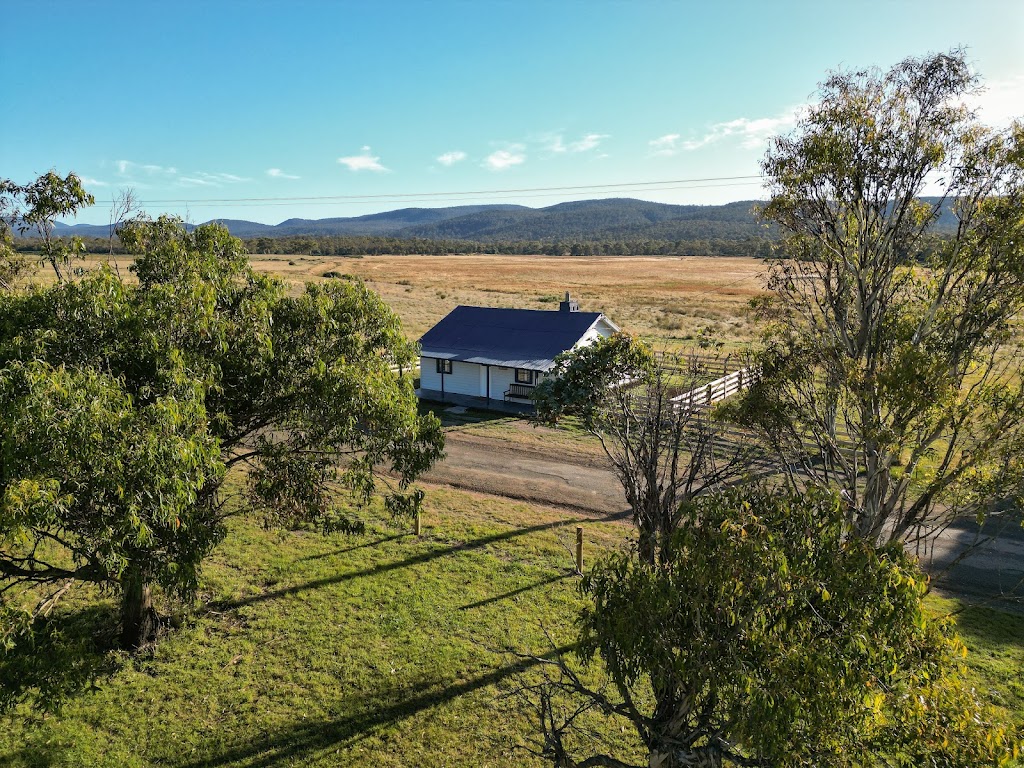 Brook Cottage Farm Stay and Equestrian | lodging | 494 Old Coach Rd, Cranbrook TAS 7190, Australia | 0400692208 OR +61 400 692 208