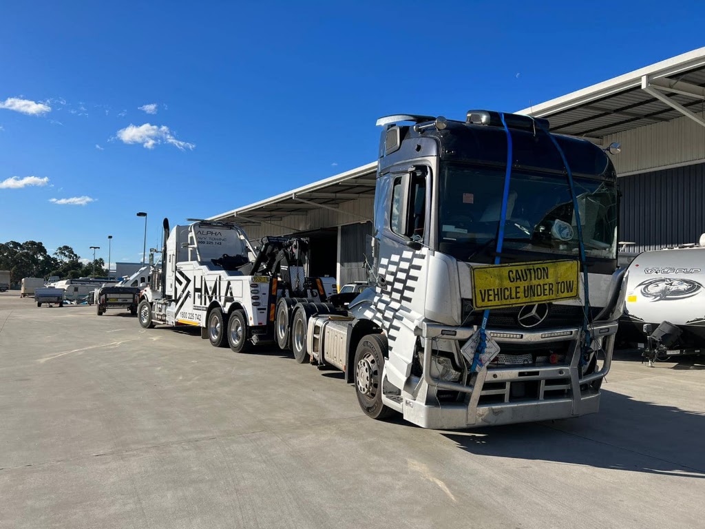 Alpha Heavy Towing | 799/803 Mamre Rd, Kemps Creek NSW 2178, Australia | Phone: 1800 225 742