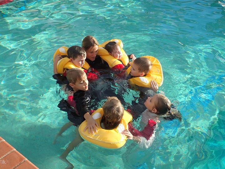 Airlie Beach Swim Centre | school | 2583 Shute Harbour Rd, Cannonvale QLD 4802, Australia | 0404677400 OR +61 404 677 400