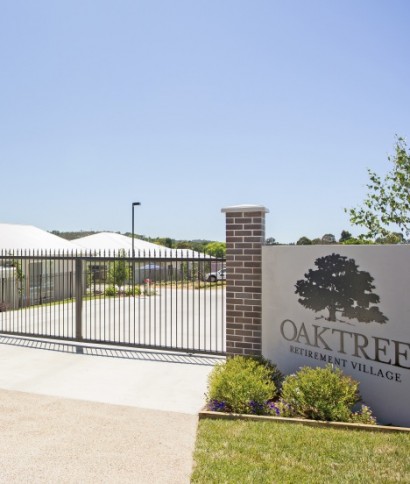 Oak Tree Retirement Village Armidale | 89 Martin St, Armidale NSW 2350, Australia | Phone: 0437 126 774